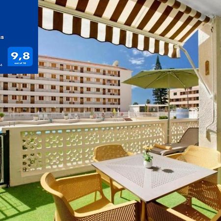 Fayser 108 Beachfront With Direct Pool Access From Terrace 아로나 외부 사진