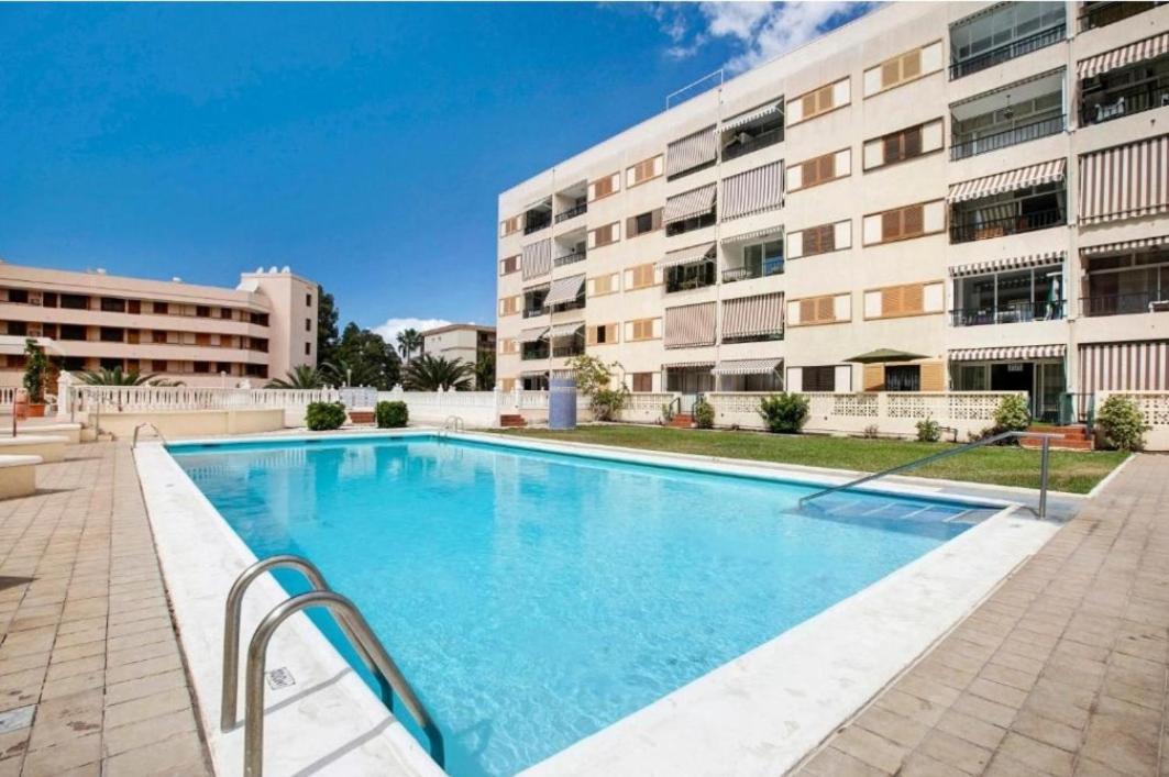 Fayser 108 Beachfront With Direct Pool Access From Terrace 아로나 외부 사진