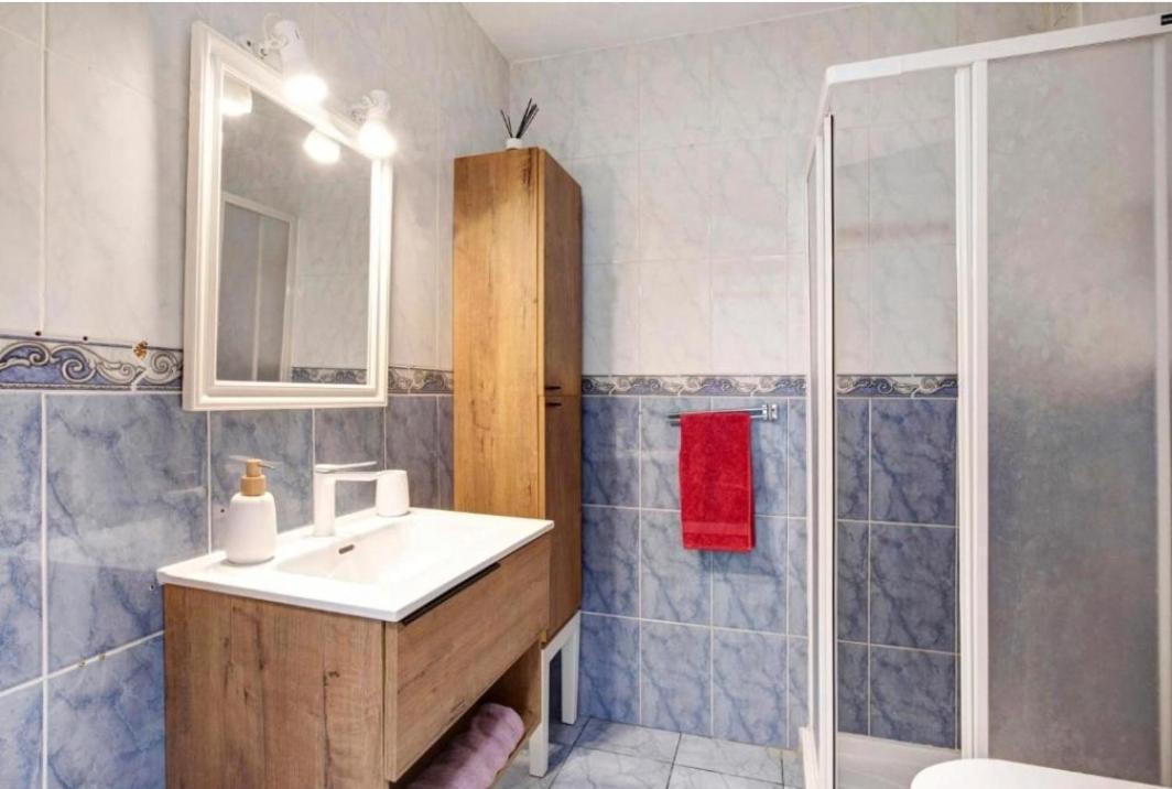 Fayser 108 Beachfront With Direct Pool Access From Terrace 아로나 외부 사진