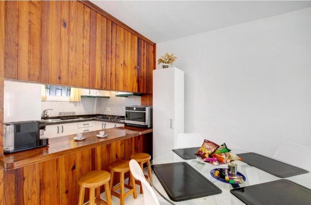 Fayser 108 Beachfront With Direct Pool Access From Terrace 아로나 외부 사진