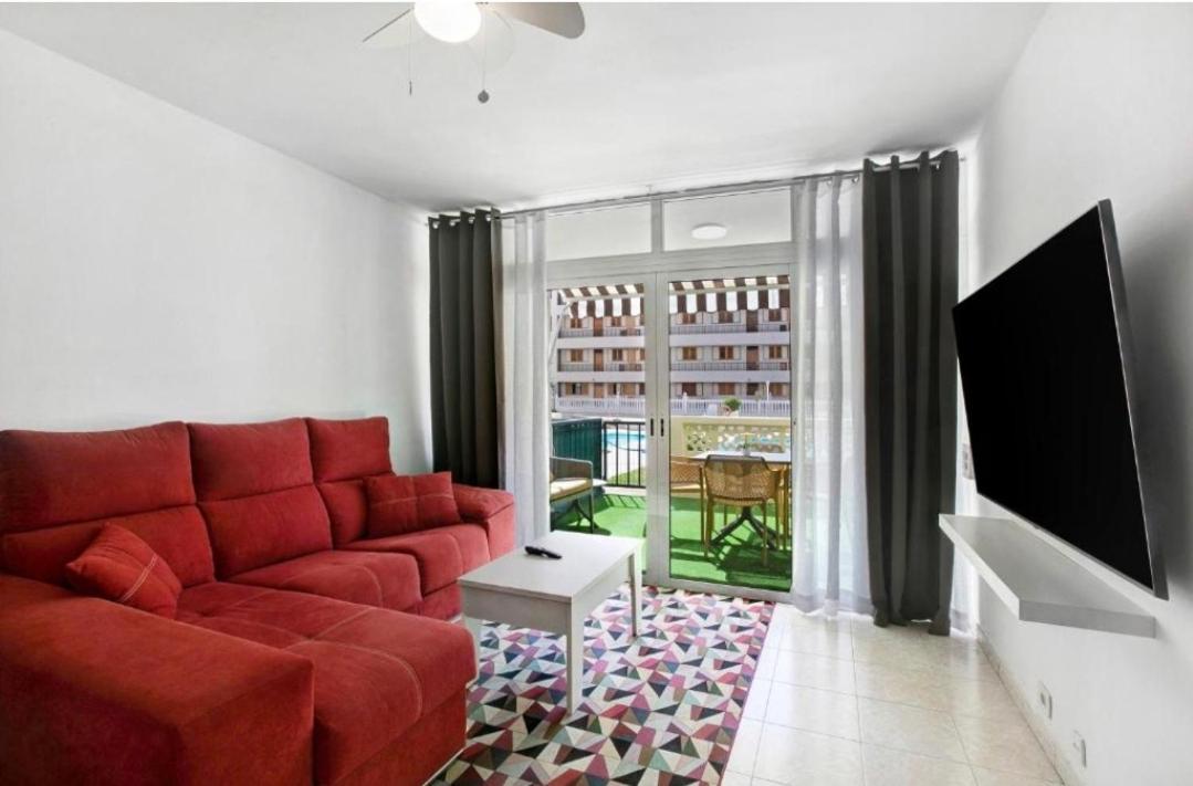 Fayser 108 Beachfront With Direct Pool Access From Terrace 아로나 외부 사진